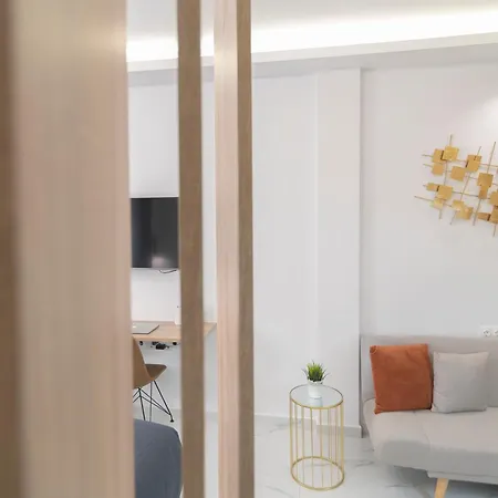 Lia's Luxury Intown Apartment, Primary Location * Θεσσαλονίκη