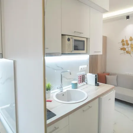 Lia's Luxury Intown Apartment, Primary Location Lejlighed *