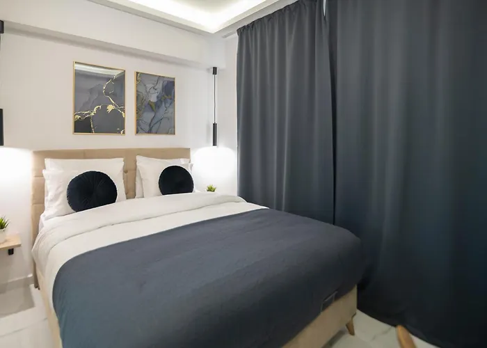 Lia's Luxury Intown Apartment, Primary Location 아파트 *