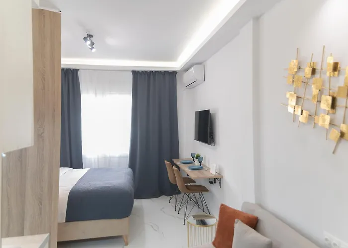 Lia's Luxury Intown Apartment, Primary Location 아파트 테살로니키