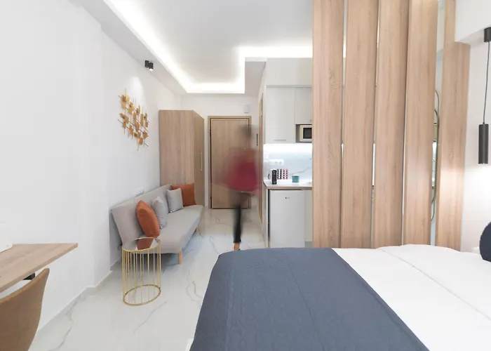 Lia's Luxury Intown Apartment, Primary Location *