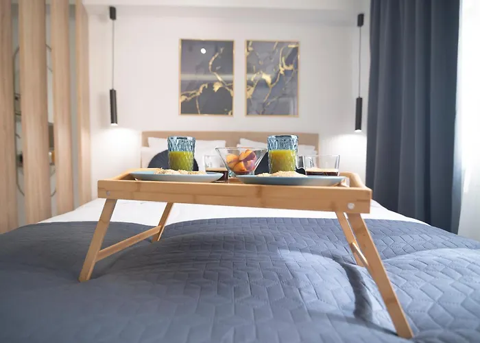 Lia's Luxury Intown Apartment, Primary Location *