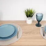 Lia's Luxury Intown Apartment, Primary Location アパート *