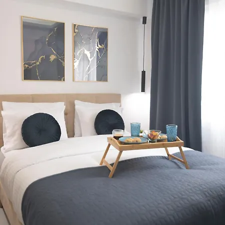 Lia's Luxury Intown Apartment, Primary Location *