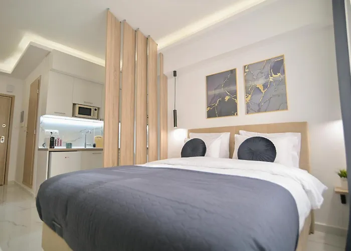 Διαμέρισμα Lia's Luxury Intown Apartment, Primary Location