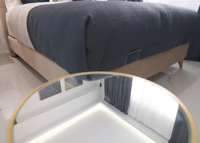 Διαμέρισμα Lia's Luxury Intown Apartment, Primary Location