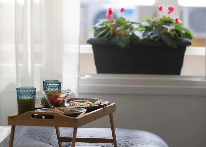 Lia's Luxury Intown Apartment, Primary Location Διαμέρισμα
